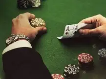 Algumas diferenças entre o Poker Online e Live