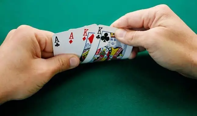 Conhece o Pot-limit Omaha