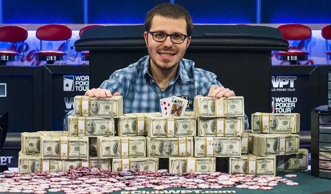 Estrela do Poker: Dan Smith