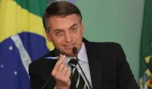 Jair Bolsonaro demonstra apoio a casinos no Brasil